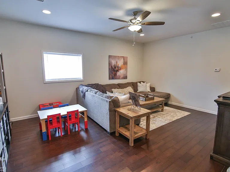 416 N 5th St #2 — Photo 15