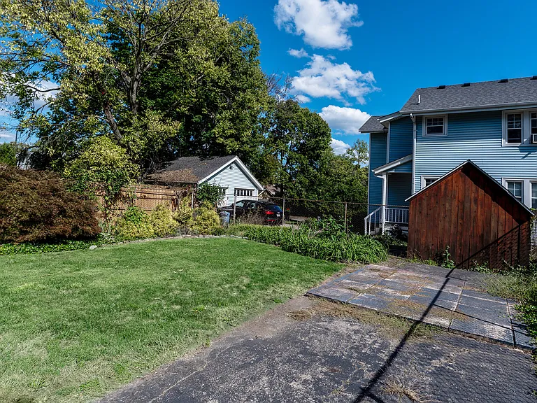 3634 Amberson Ave — Photo 31