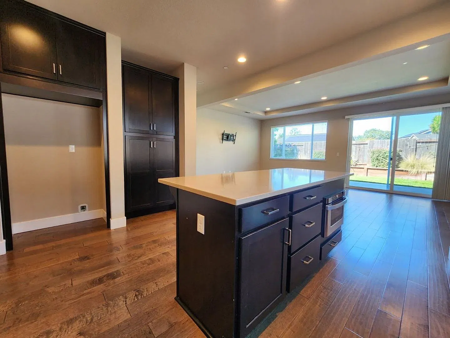 3 Bedroom for Rent — Photo 4
