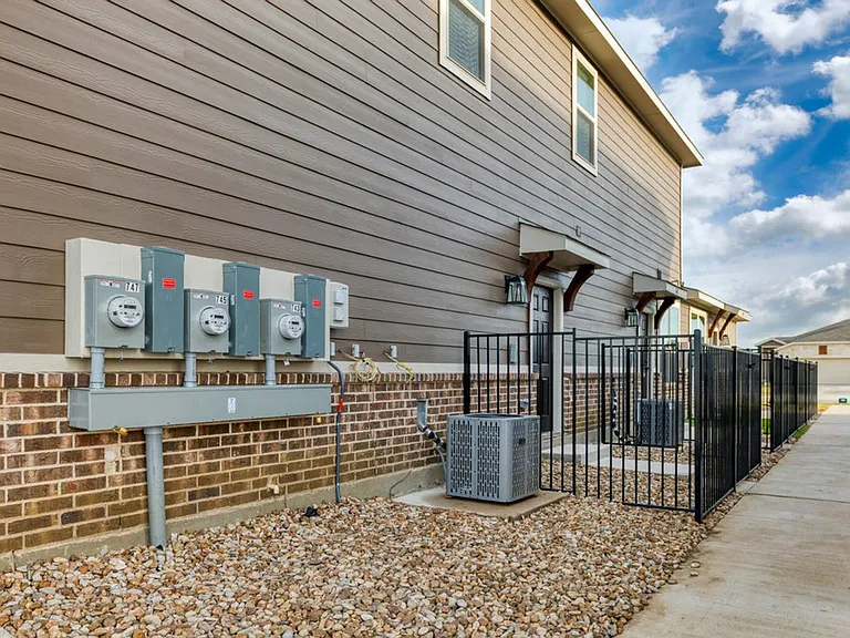 743 Harvest Moon Dr — Photo 19