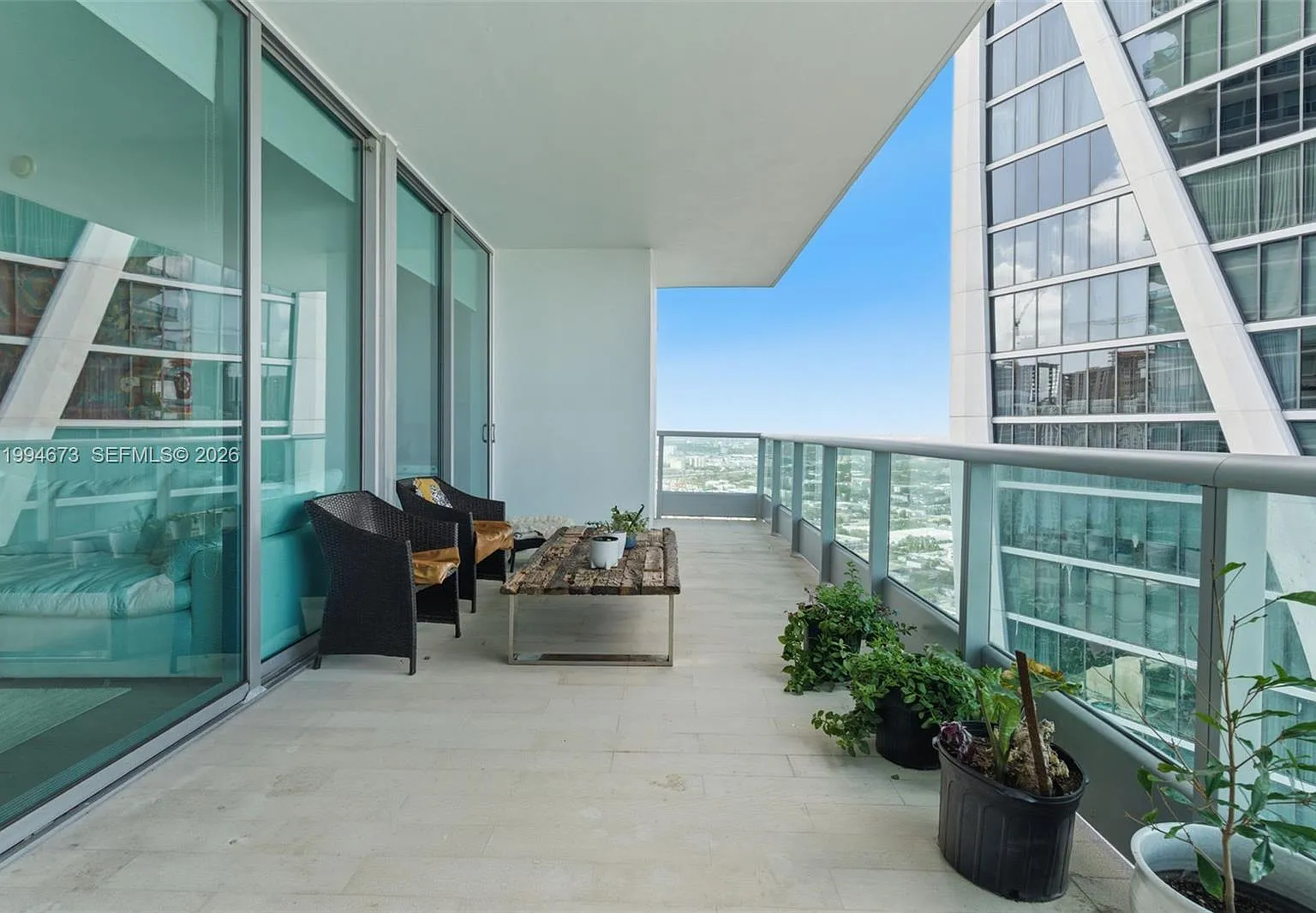 900 Biscayne Bay Condo — Photo 1