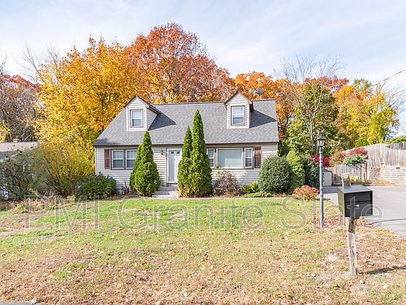 4th image of 14 Peach Dr