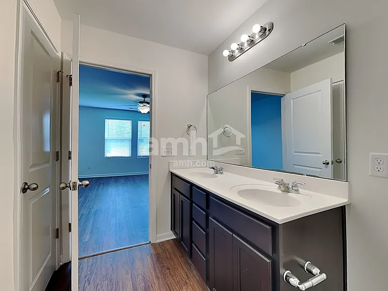 193 Orion Way — Photo 10