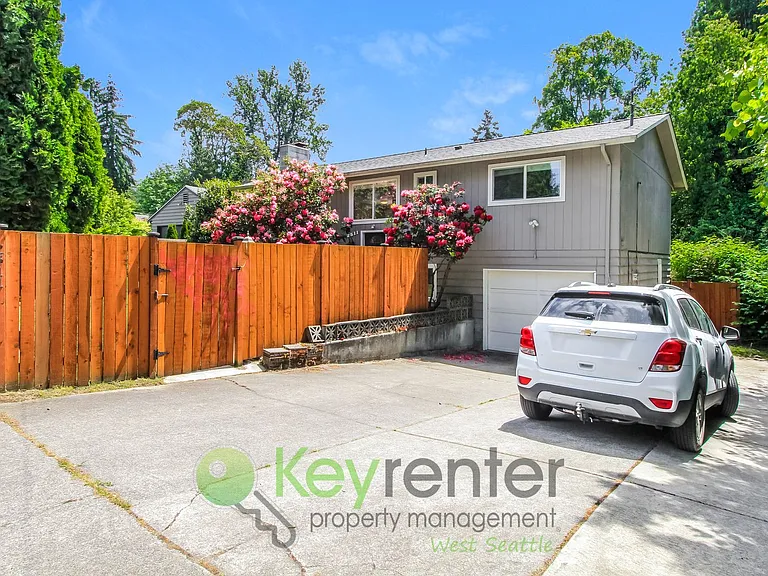 2511 SW 107th Way — Photo 27