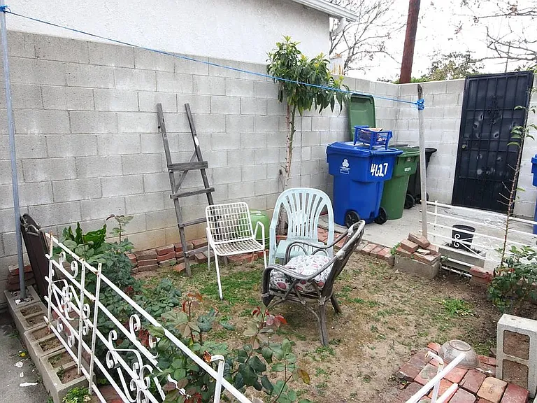 4625 Kingswell Ave — Photo 3