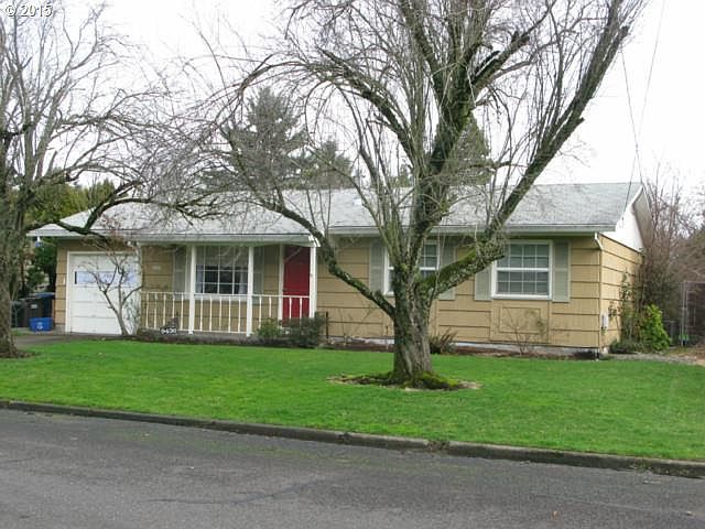 2nd image of 9436 SE Winsor Dr