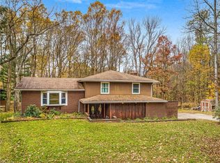 2324 Springlake Rd, Uniontown, OH 44685