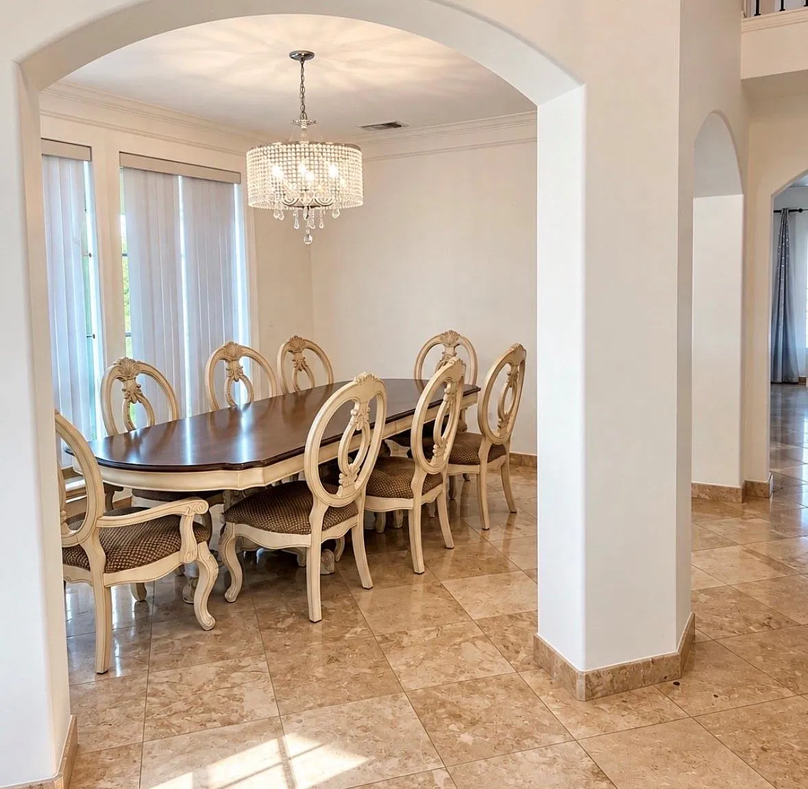 4 bed, 2.5 bath, 3157 sqft, $3,500 — Photo 3