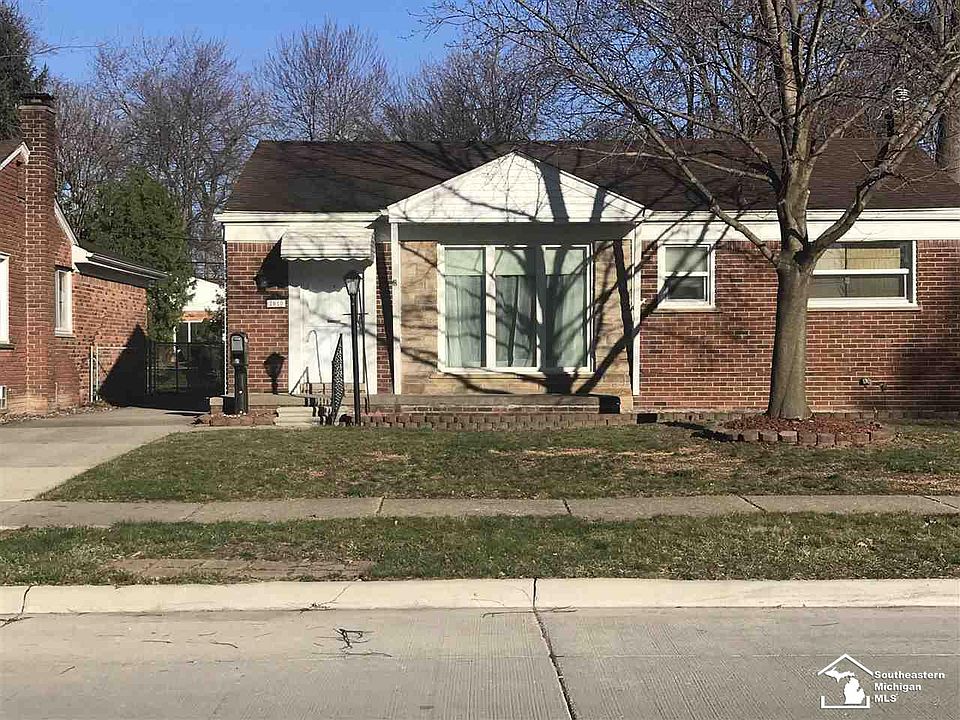 1st image of 2050 Woodside Dr