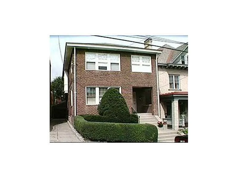 624 Hastings St photo 1