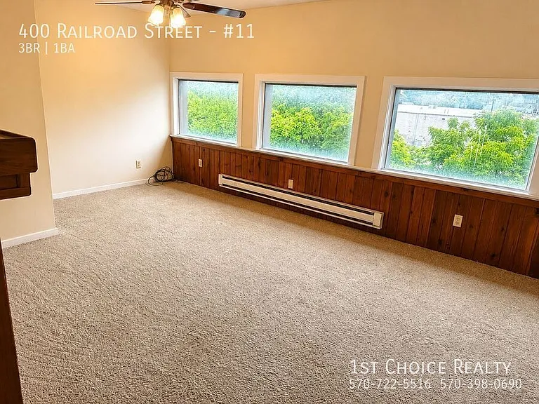 400 Railroad St #11 — Photo 7