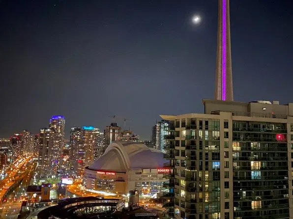 10 York St, Toronto, ON