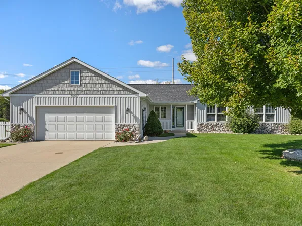 6207 Gemini Ct, Hudsonville, MI 49426