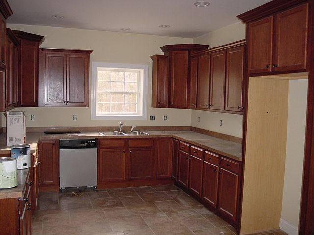 2nd image of 161 Laurel Oak Ln