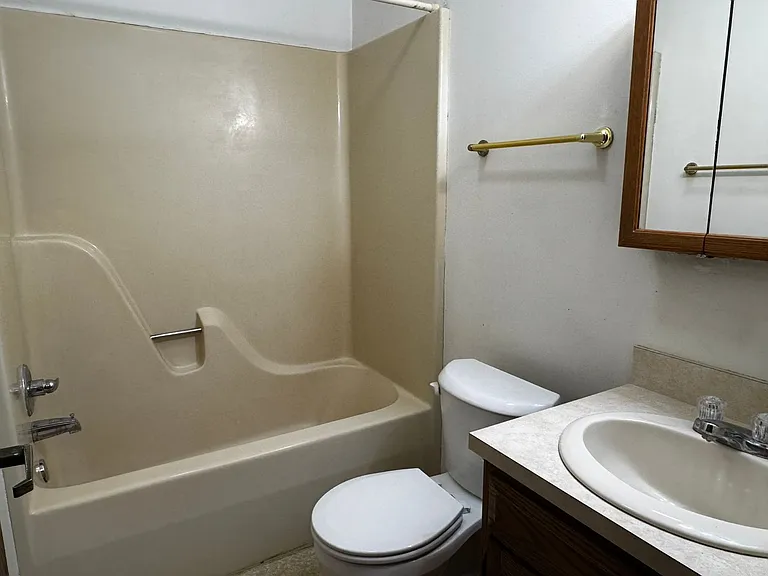 127 E Adams St #A3 — Photo 14