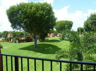 3907 Victoria Dr, West Palm Beach, FL 33406