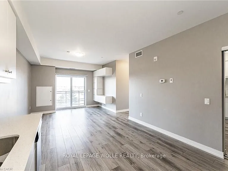 255 Northfield Dr E #302 — Photo 15