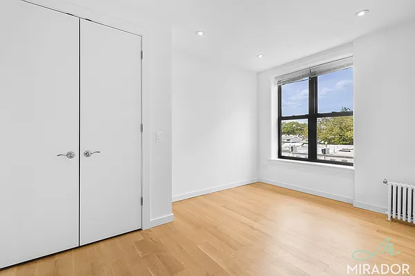 Rented by Mirador Real Estate | media 15