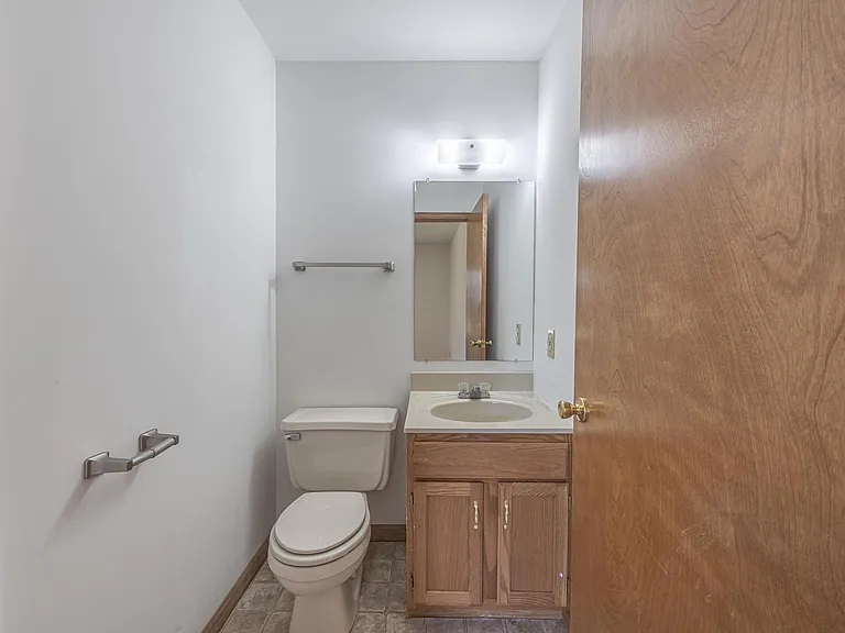 4020 N Christopher Ct — Photo 18