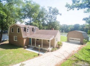 844 Monarch Shores Rd, Kilmarnock, VA 22482