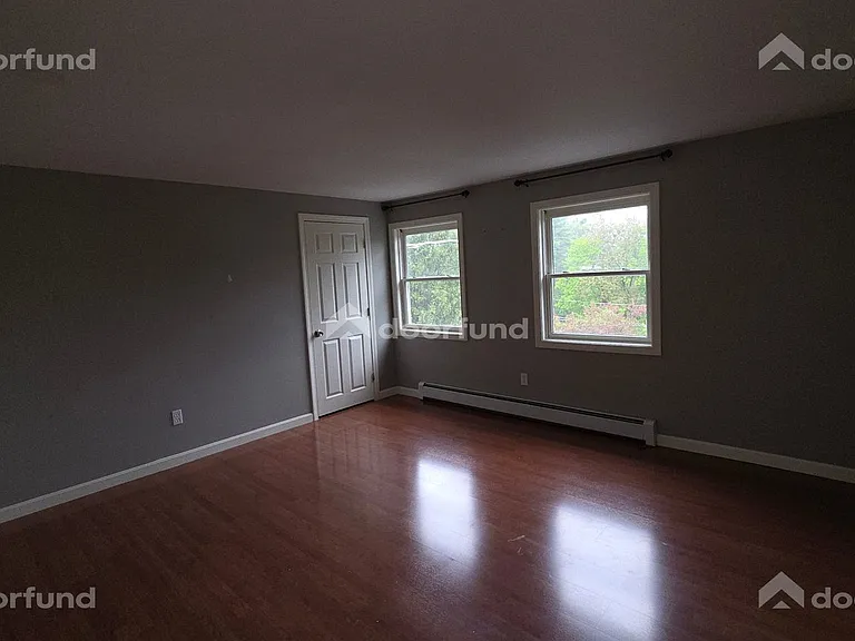 133 Green St #2 — Photo 13