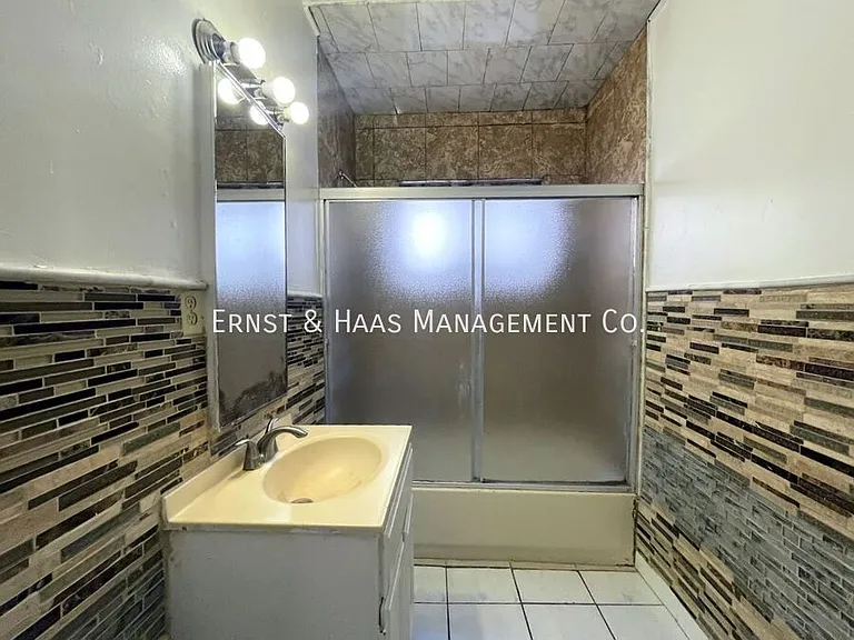 4623 E Compton Blvd #1 — Photo 8