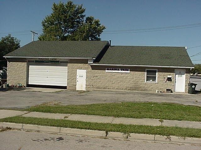 1st image of 229 S 3rd St