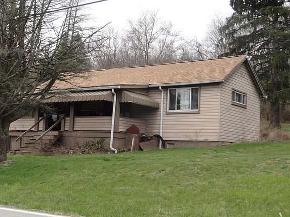2nd image of 2239 1st St
