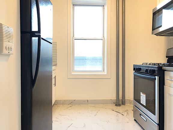 2nd image of 11 Gardner Ave #34E