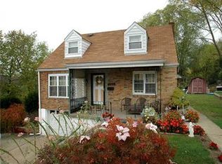 6760 N Barivista Dr, Verona, PA