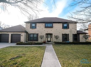 2533 Foxfire Ln, Findlay, OH 45840