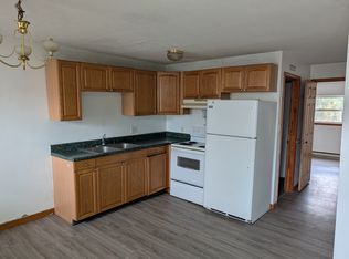 15 Grant St APT 10, Dennison, OH 44621