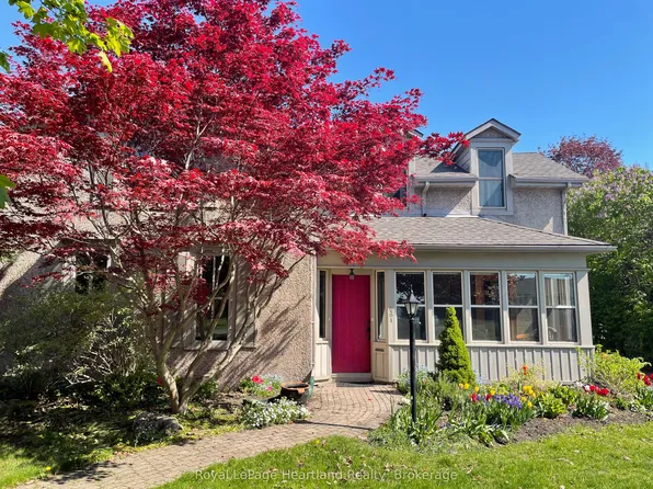 261 Cobourg St, Goderich, ON N7A 2J2