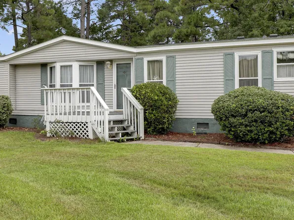 107 Plank Court, Hampstead, NC 28443