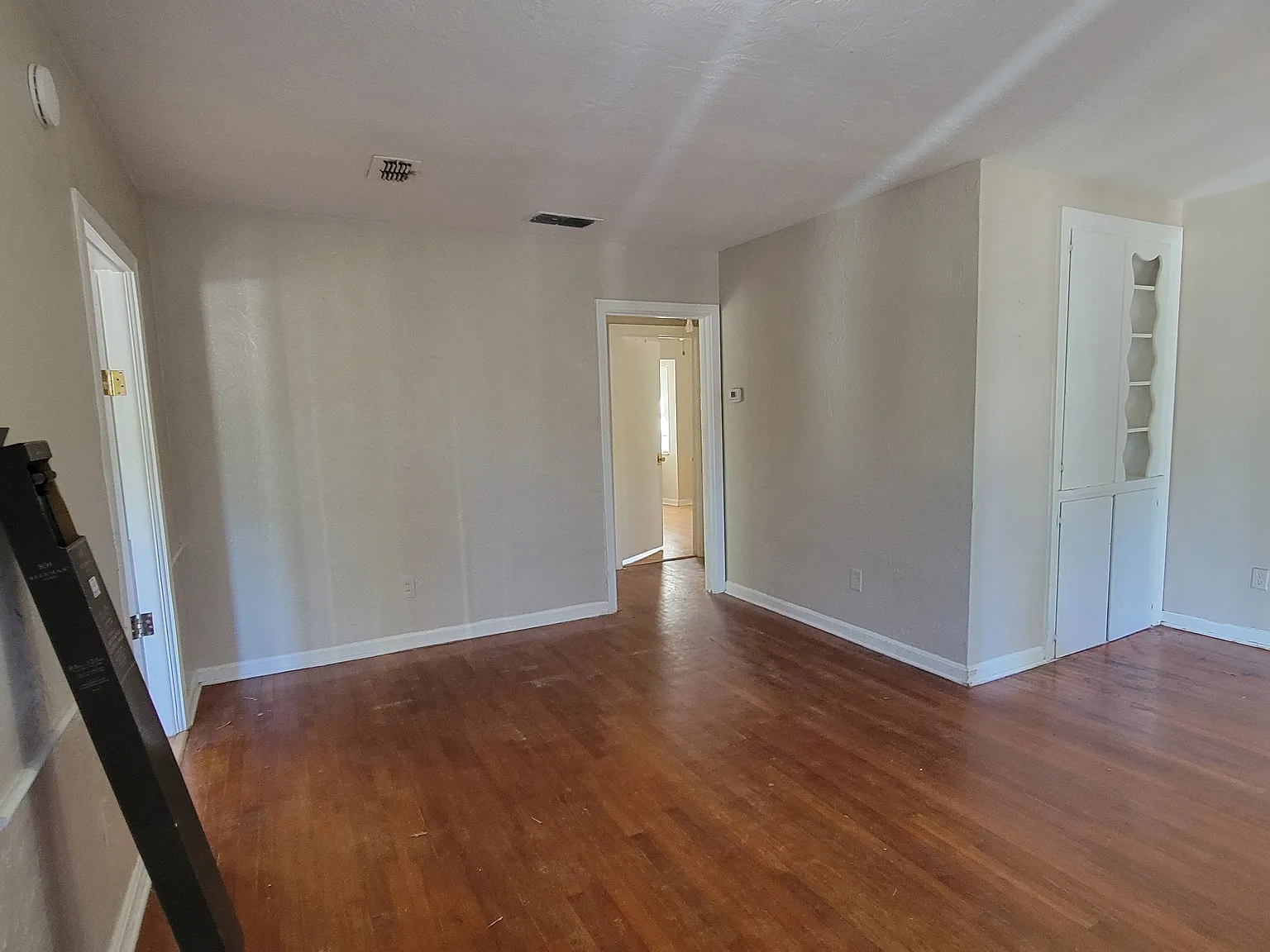 3 bed, 1334 sqft, $1,795 — Photo 2
