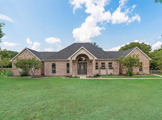 1725 Hearn Ln, Van Alstyne, TX 75495