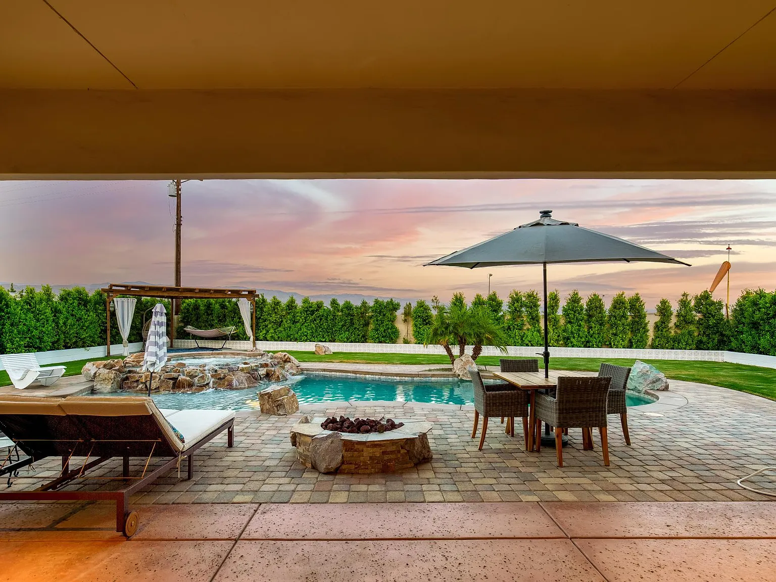 41680 Jamaica Sands Dr — Photo 2