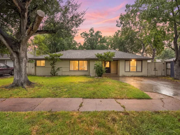 6229 Carew St, Houston, TX 77074