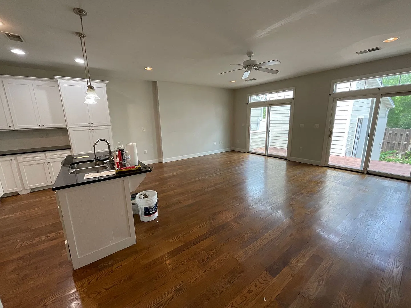 Price Street Condos — Photo 3