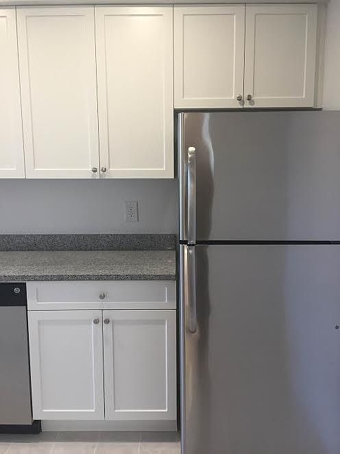 2nd image of 8610 Park Ln S