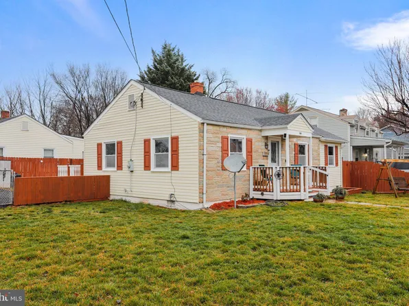 500 Happy Creek Rd, Front Royal, VA 22630