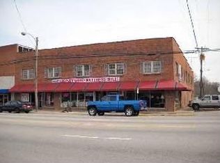 1027 S Main St, Lillington, NC 27546
