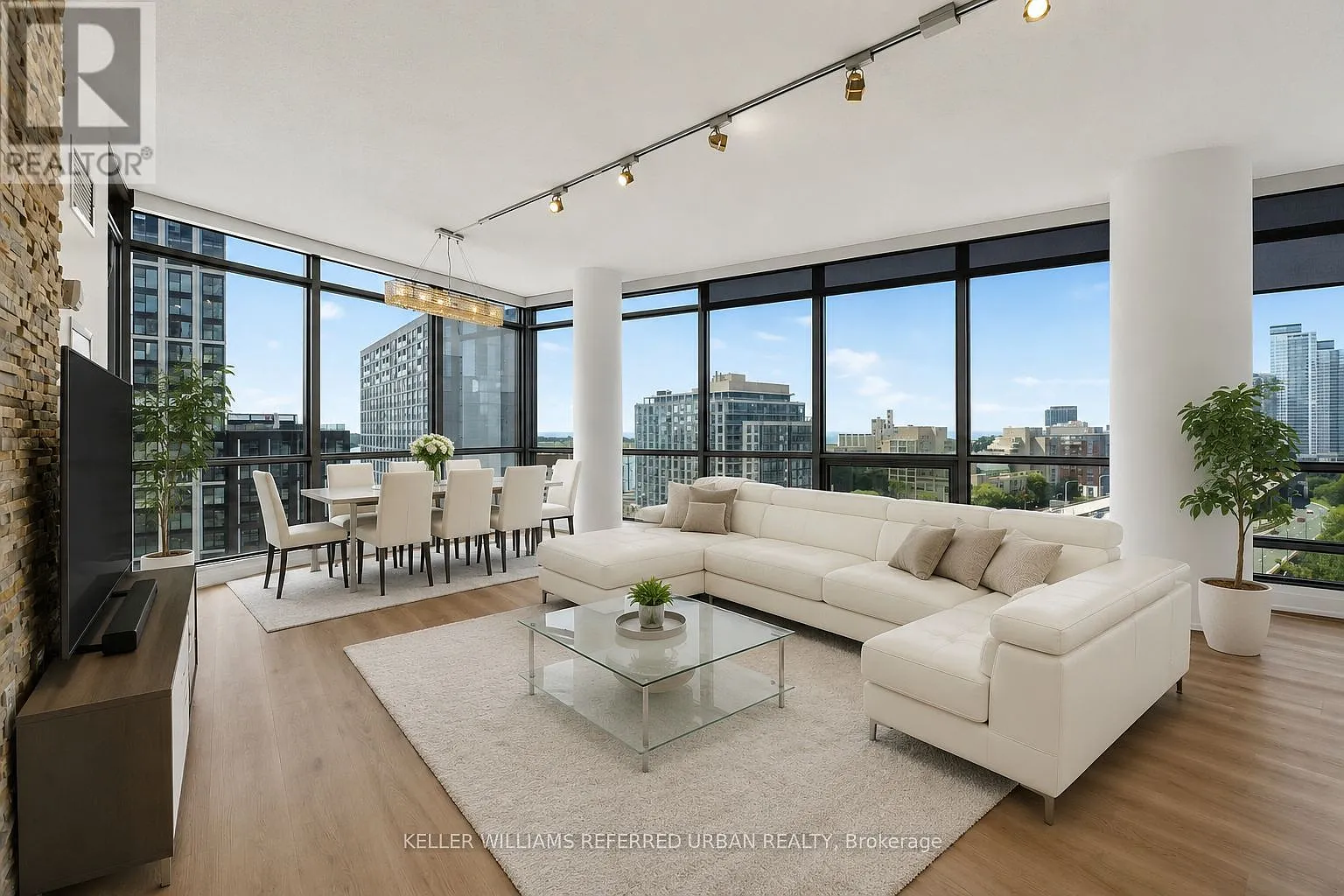 Harbour View Estates III — Photo 1