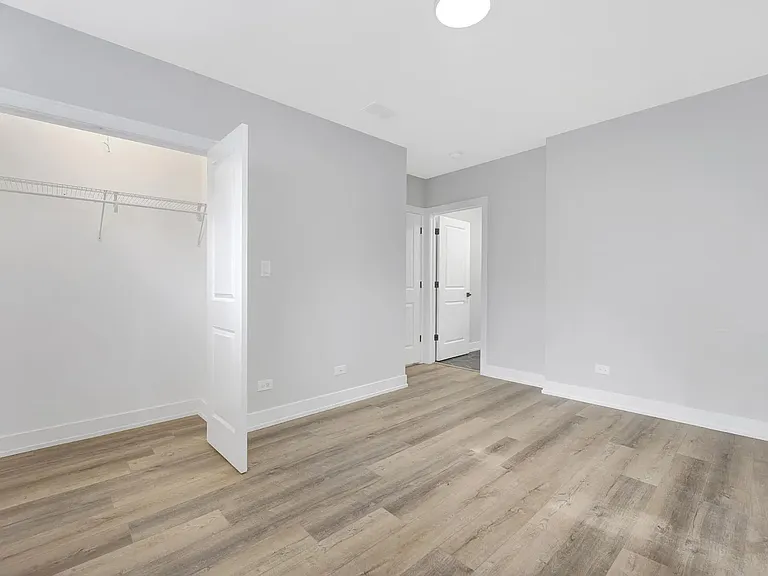 1900 W 17th St #1R — Photo 15