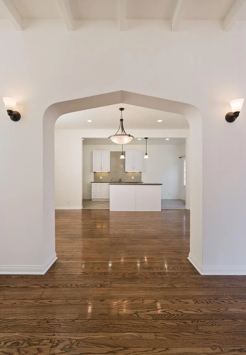 2 bed, 1650 sqft, $4,995 — Photo 4