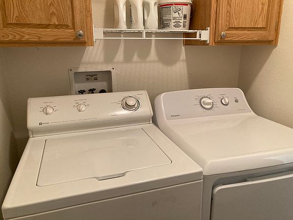 5th image of 3721 Fir Ln