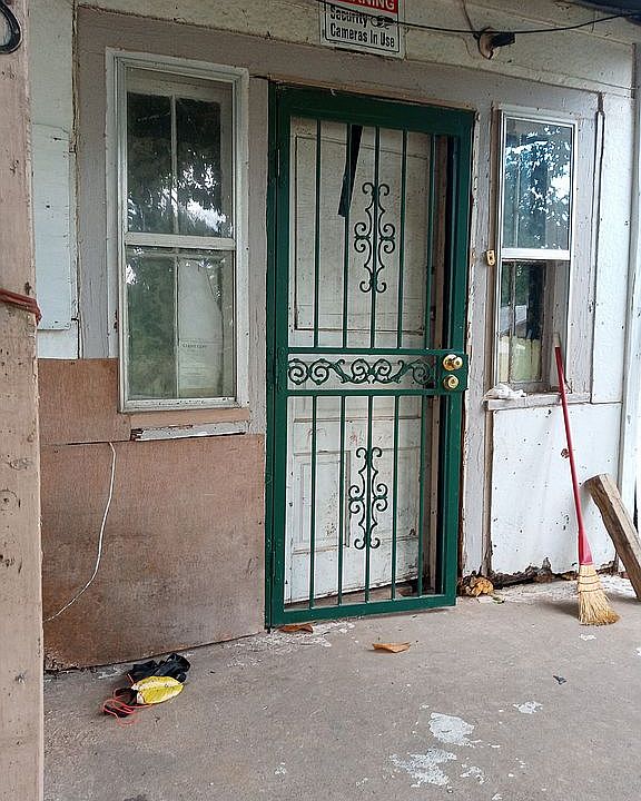 2nd image of 308 N 9th St