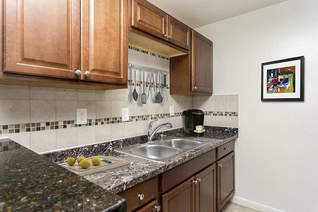 Bennington Station Apartments — Photo 1