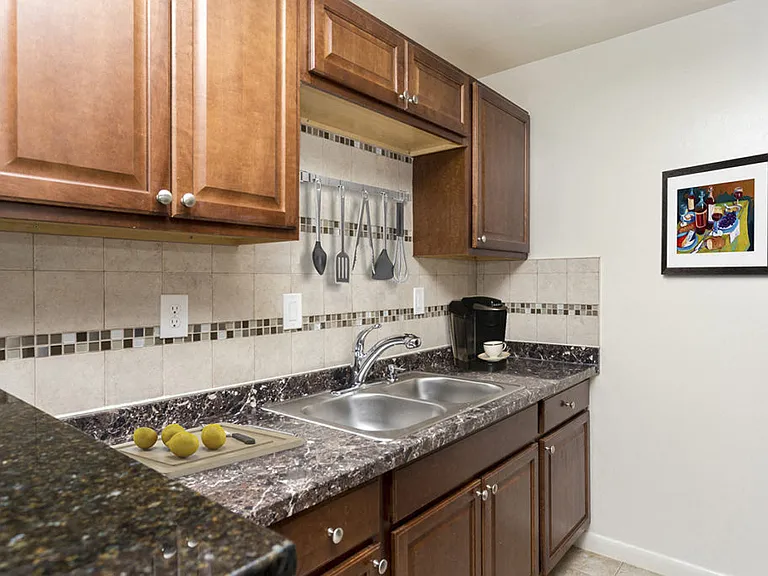 Bennington Station Apartments — Photo 1