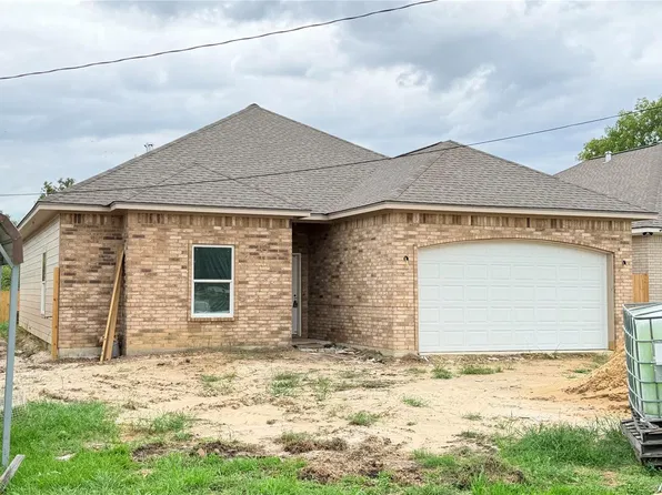 3475 Saint James Blvd, Beaumont, TX 77705